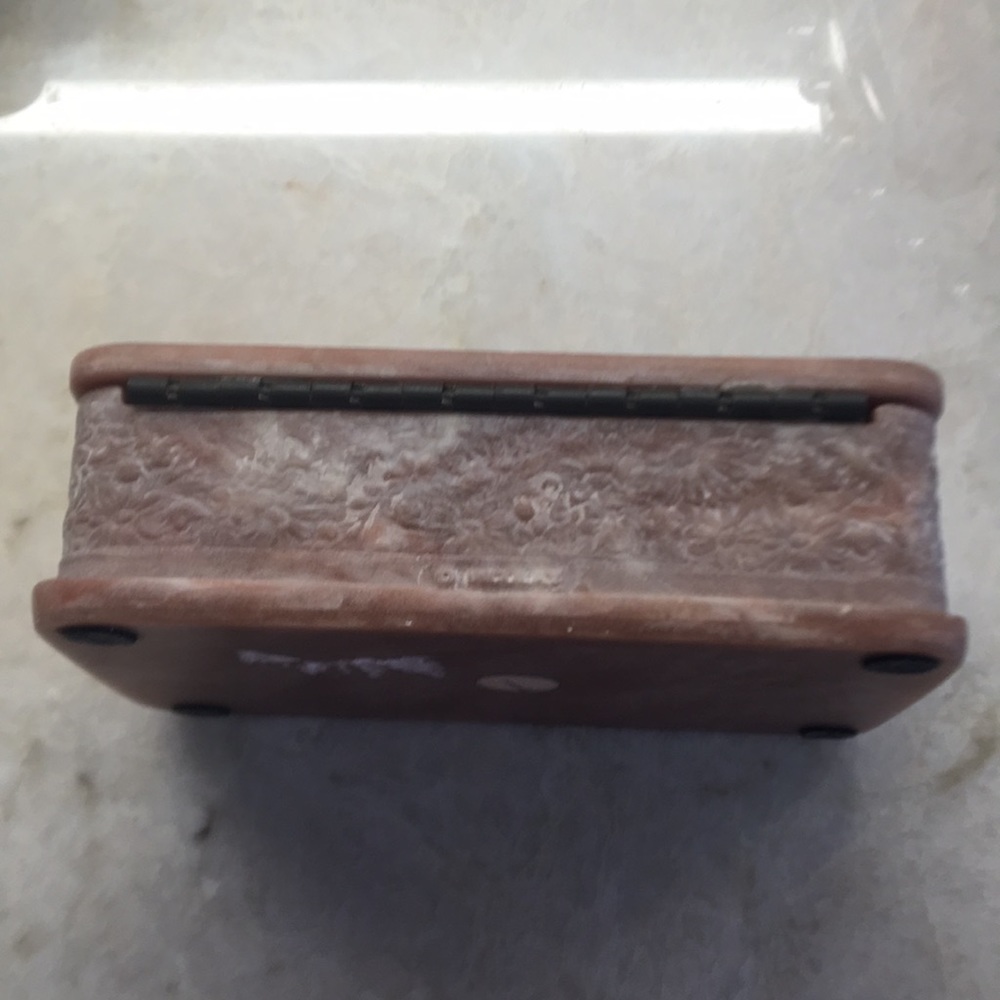 Incolay Stone Box - Picture 5 of 9